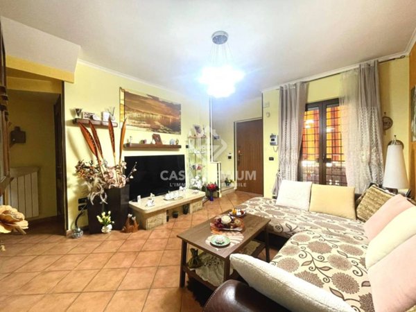 casa indipendente in vendita ad Acerra