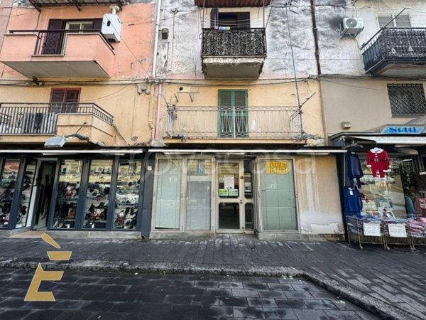 negozio in vendita ad Acerra