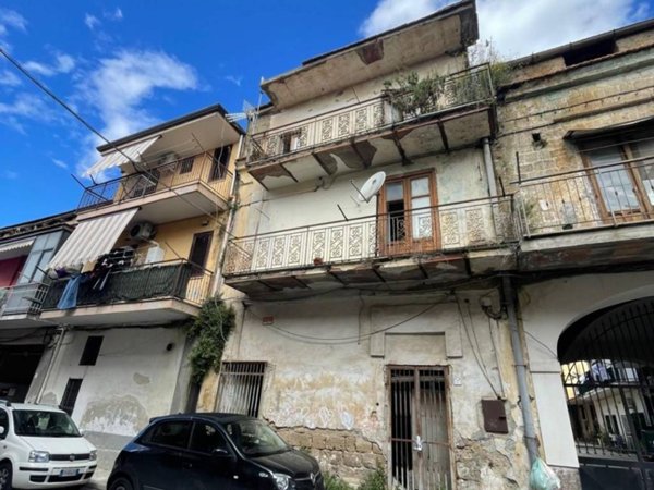 casa indipendente in vendita ad Acerra