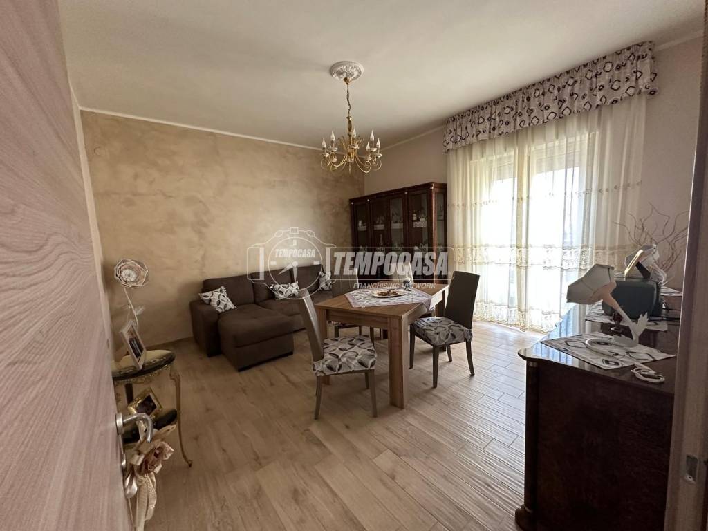 appartamento in vendita ad Acerra in zona Centro Città
