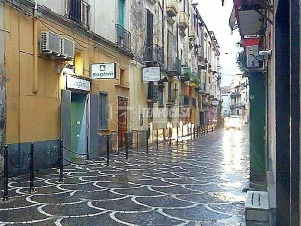 negozio in vendita ad Acerra