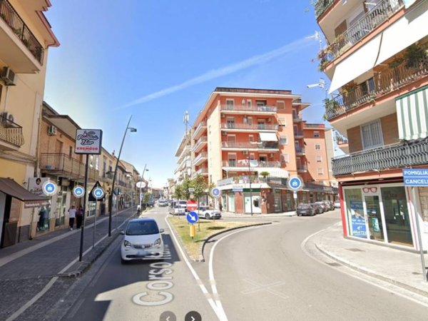 appartamento in vendita ad Acerra in zona Centro Città