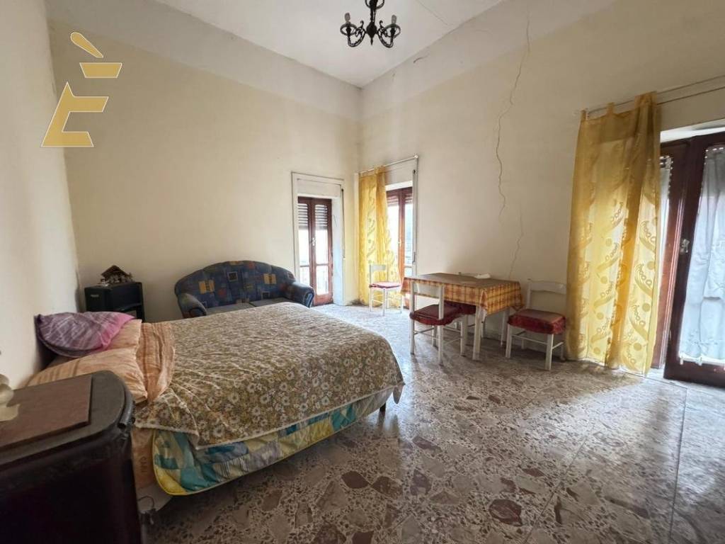 intera palazzina in vendita ad Acerra