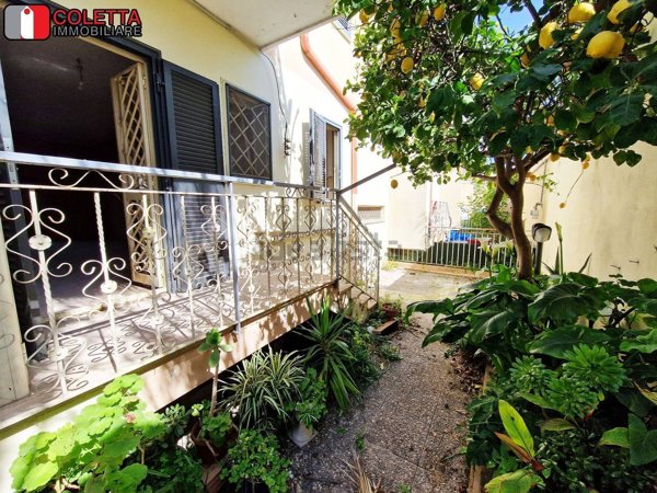 casa indipendente in vendita ad Acerra