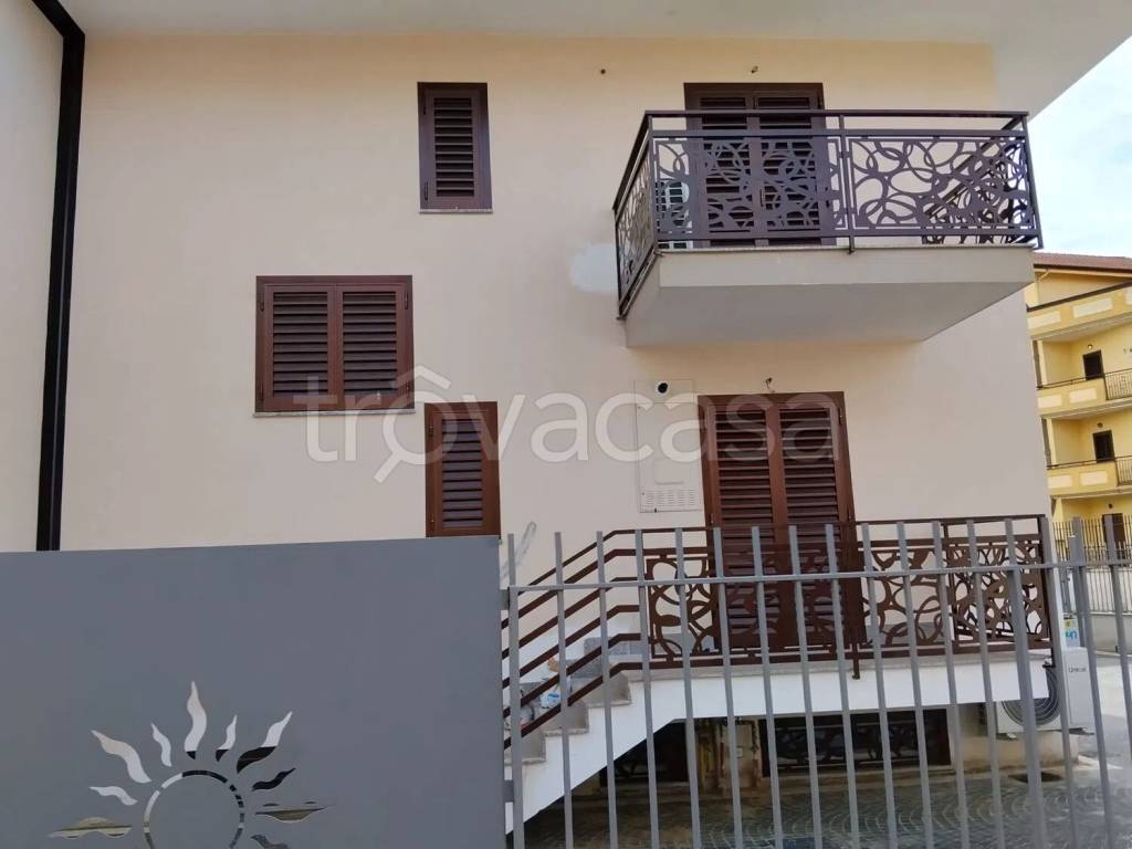 casa indipendente in vendita ad Acerra in zona Centro Città
