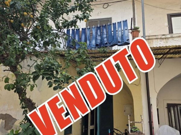 appartamento in vendita ad Acerra in zona Centro Città