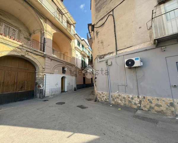 appartamento in vendita ad Acerra in zona Centro Città