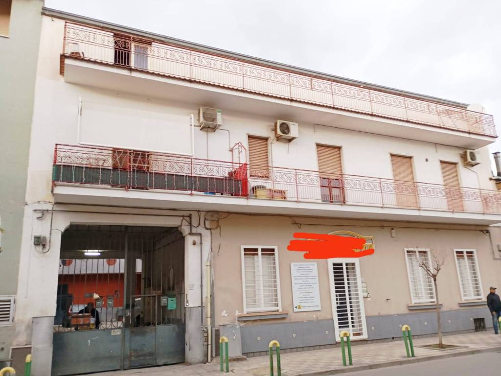 intera palazzina in vendita ad Acerra in zona Centro Città