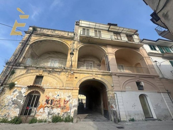 appartamento in vendita ad Acerra in zona Centro Città