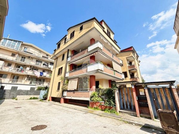 appartamento in vendita ad Acerra