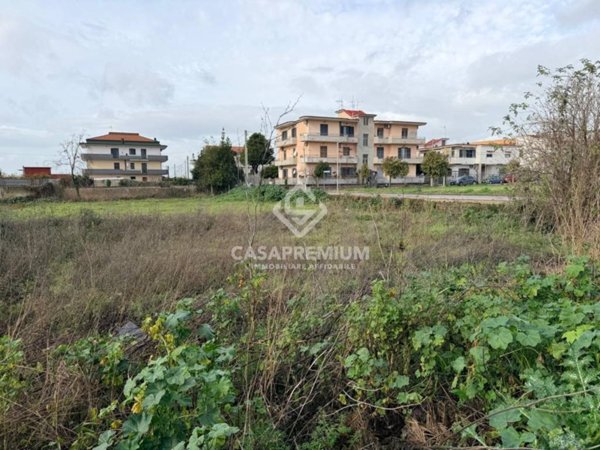 terreno agricolo in vendita ad Acerra