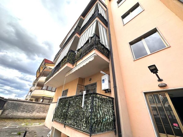 intera palazzina in vendita ad Acerra