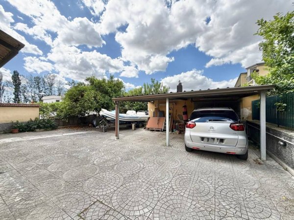 casa indipendente in vendita ad Acerra