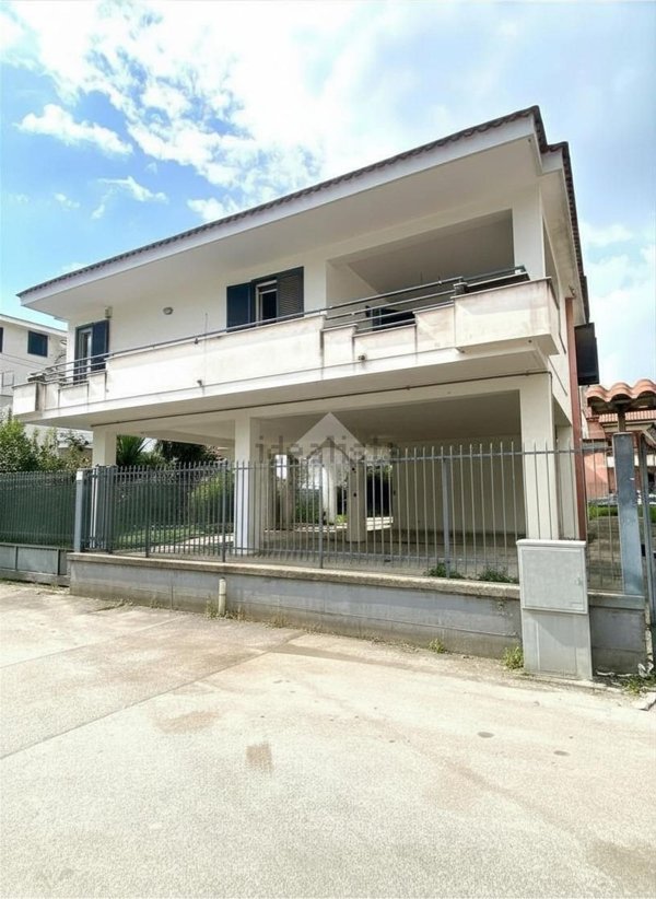 appartamento in vendita ad Acerra