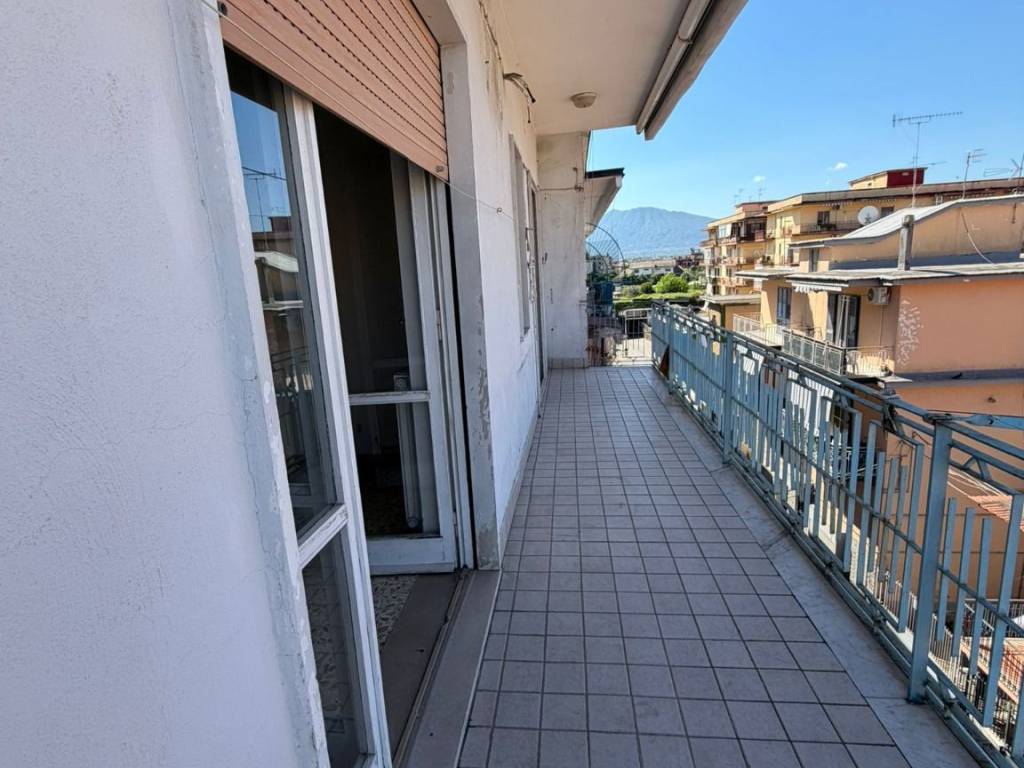 appartamento in vendita ad Acerra in zona Centro Città