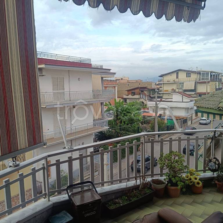 appartamento in vendita ad Acerra in zona Centro Città