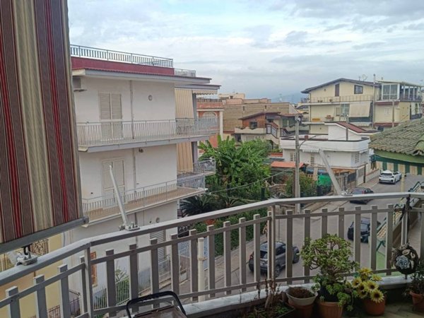 appartamento in vendita ad Acerra in zona Centro Città