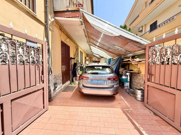 casa indipendente in vendita ad Acerra