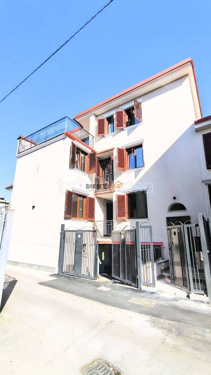 appartamento in vendita ad Acerra in zona Centro Città