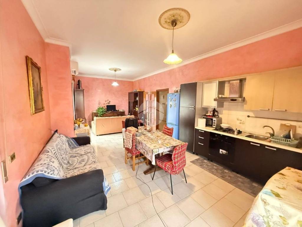 appartamento in vendita ad Acerra in zona Centro Città