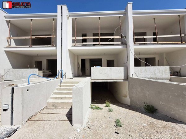 casa indipendente in vendita ad Acerra in zona Centro Città