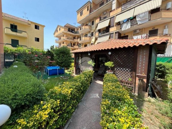 appartamento in vendita ad Acerra in zona Centro Città