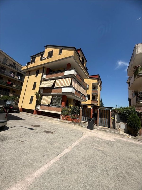 appartamento in vendita ad Acerra in zona Centro Città