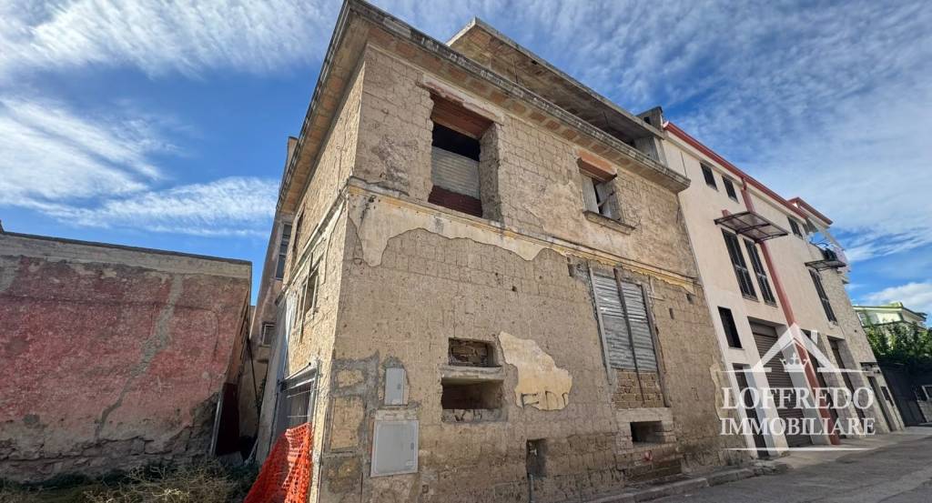 casa indipendente in vendita ad Acerra in zona Centro Città