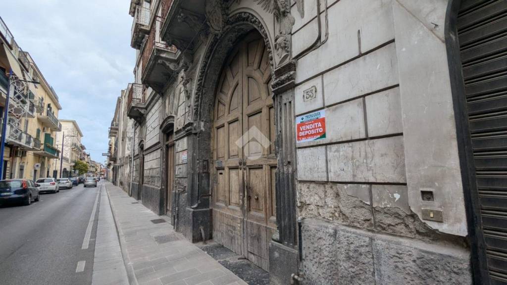 locale commerciale in vendita ad Afragola