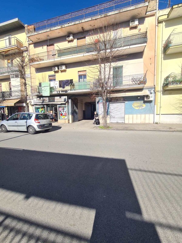 locale commerciale in vendita ad Afragola