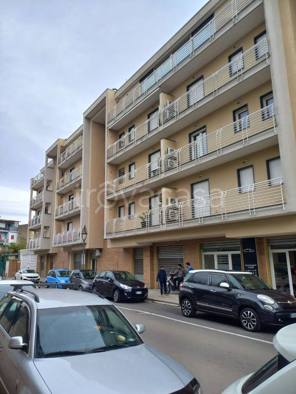 negozio in vendita ad Afragola
