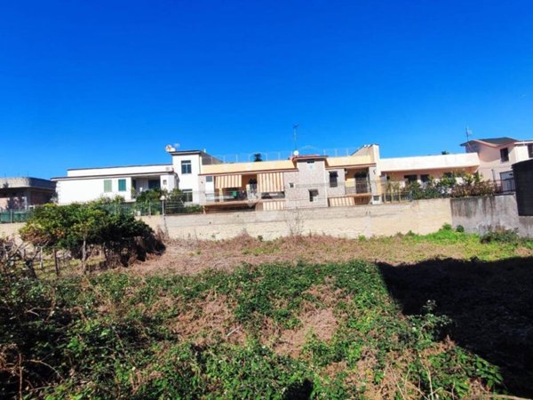 casa indipendente in vendita ad Afragola in zona Centro Città