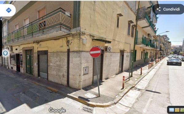 locale commerciale in vendita ad Afragola in zona Centro Città