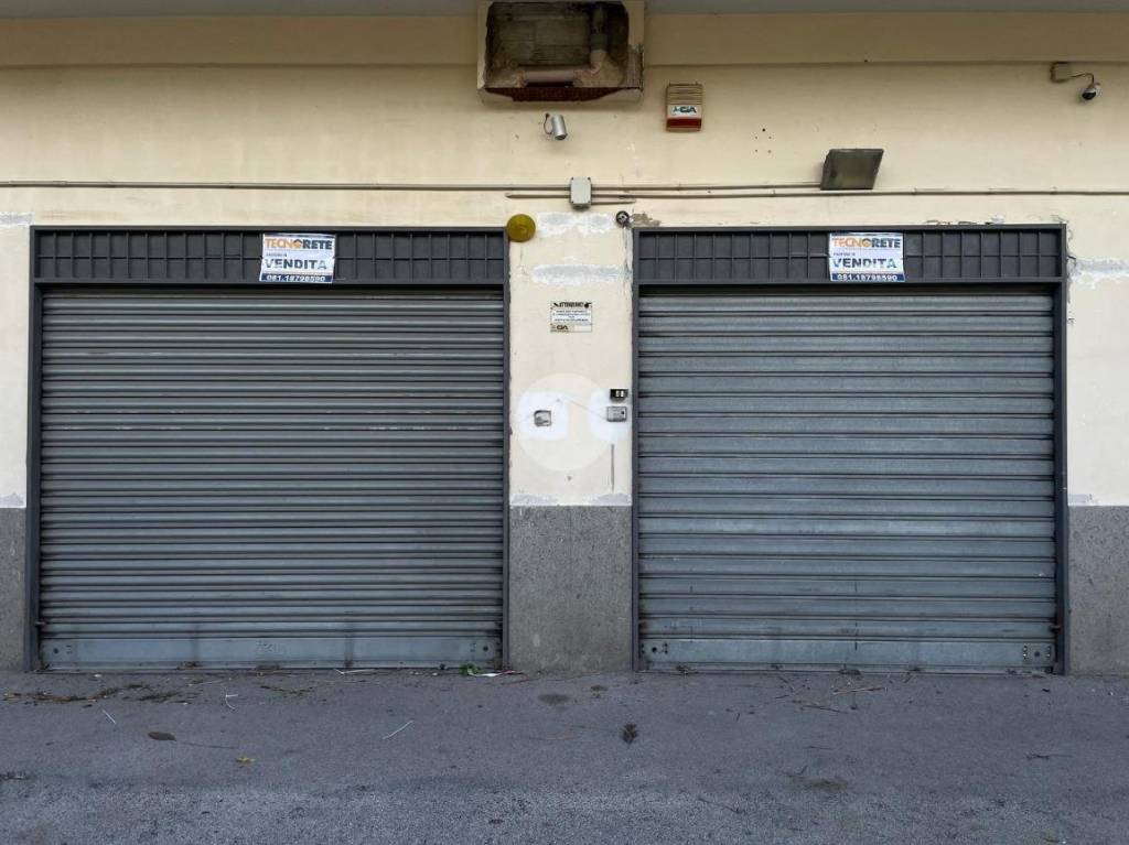 locale di sgombero in vendita ad Afragola
