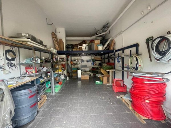 locale di sgombero in vendita ad Afragola in zona Centro Città