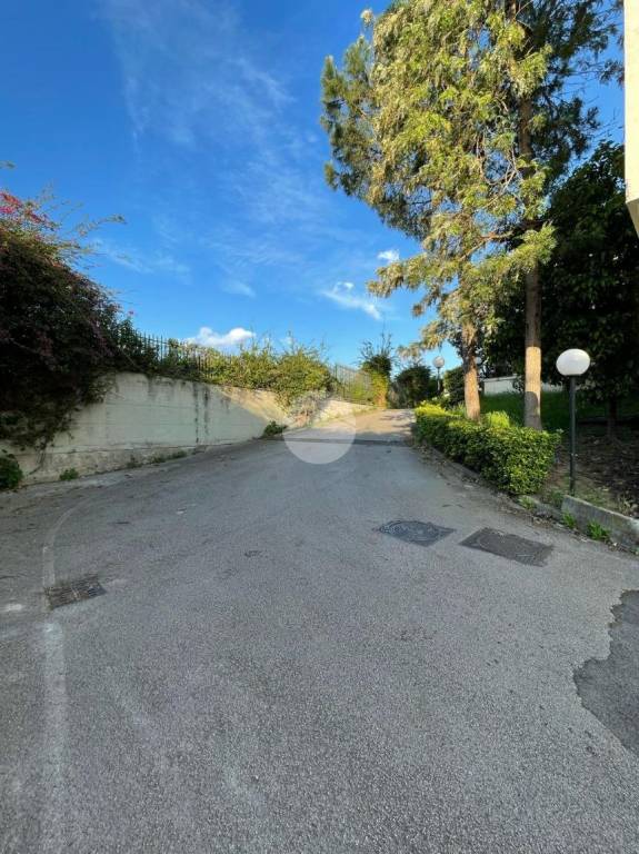locale di sgombero in vendita ad Afragola in zona Centro Città