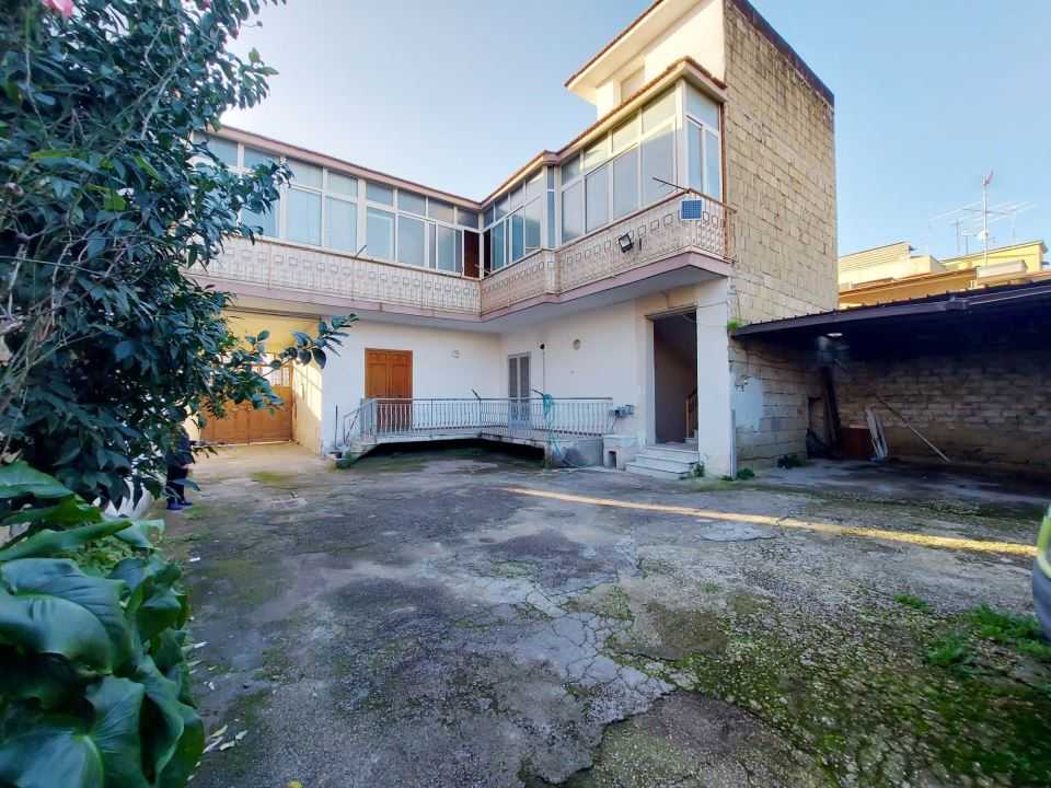 casa indipendente in vendita ad Afragola