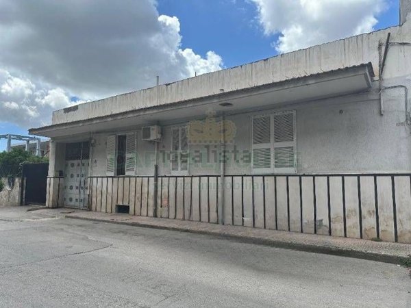 casa indipendente in vendita ad Afragola