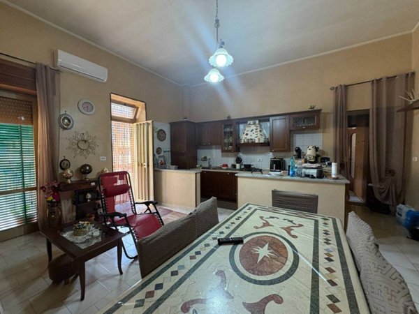 casa indipendente in vendita ad Afragola