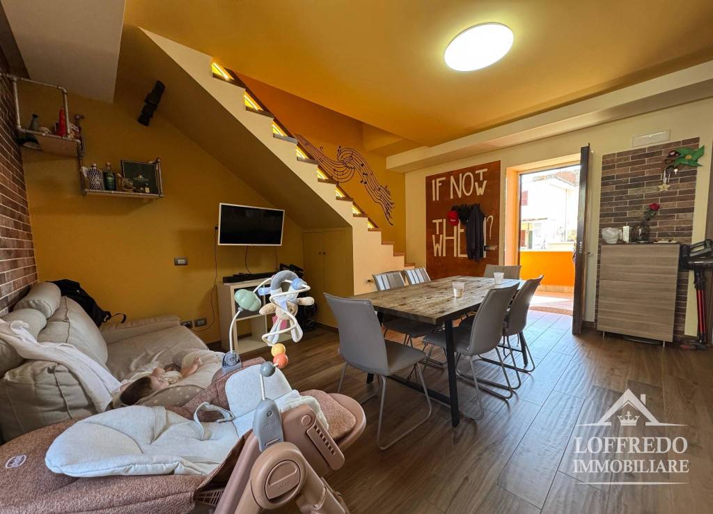 appartamento in vendita ad Afragola in zona Centro Città