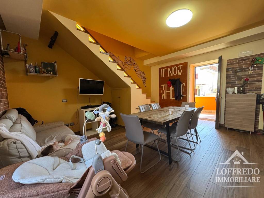 appartamento in vendita ad Afragola in zona Centro Città