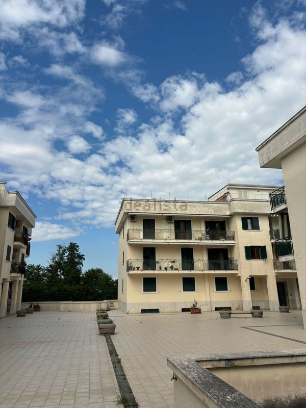 locale di sgombero in affitto ad Afragola in zona Centro Città