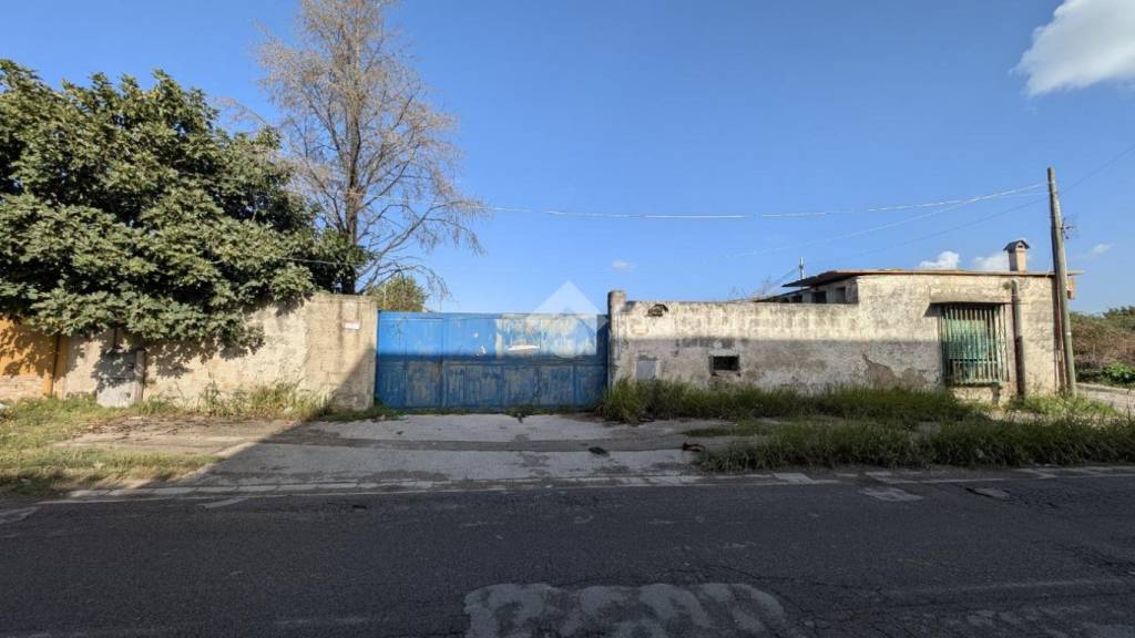 terreno agricolo in vendita ad Afragola in zona Saggese