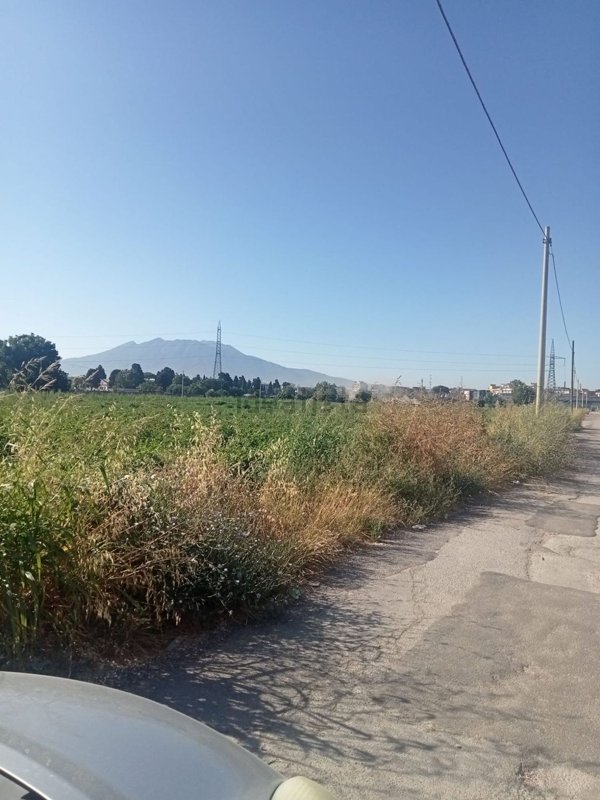 terreno agricolo in vendita ad Afragola in zona Saggese