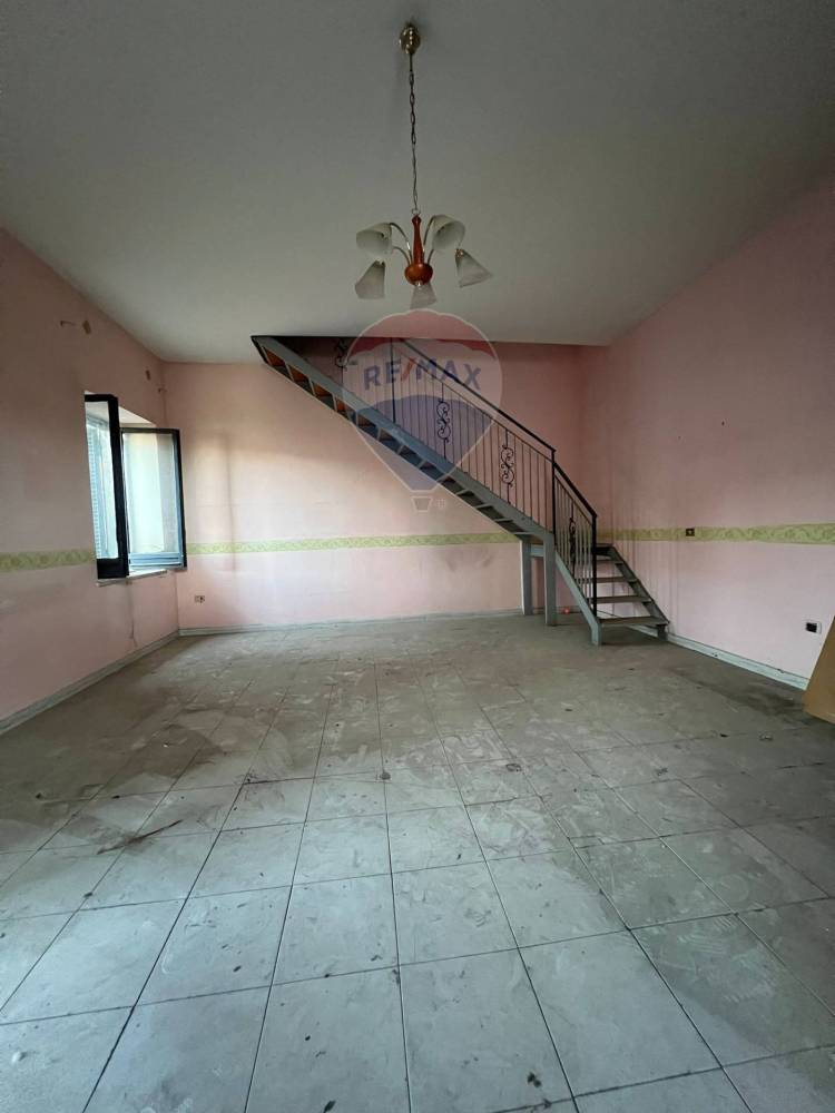 casa semindipendente in vendita ad Afragola