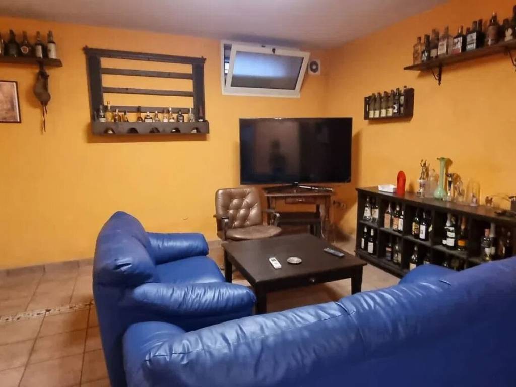 intera palazzina in vendita ad Afragola