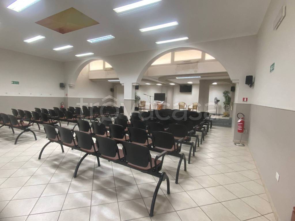 negozio in vendita ad Afragola
