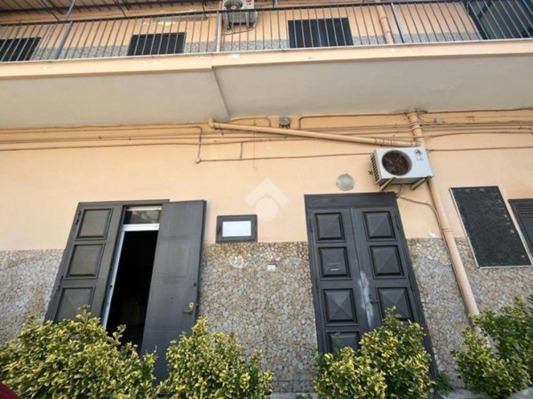 negozio in vendita ad Afragola in zona Centro Città