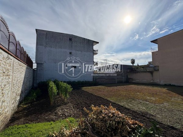 casa indipendente in vendita ad Afragola
