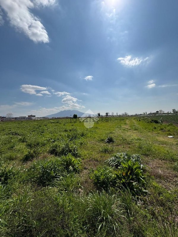 terreno edificabile in vendita ad Afragola